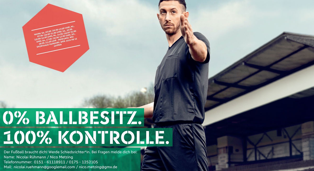 Schiedsrichter beim Fußball
