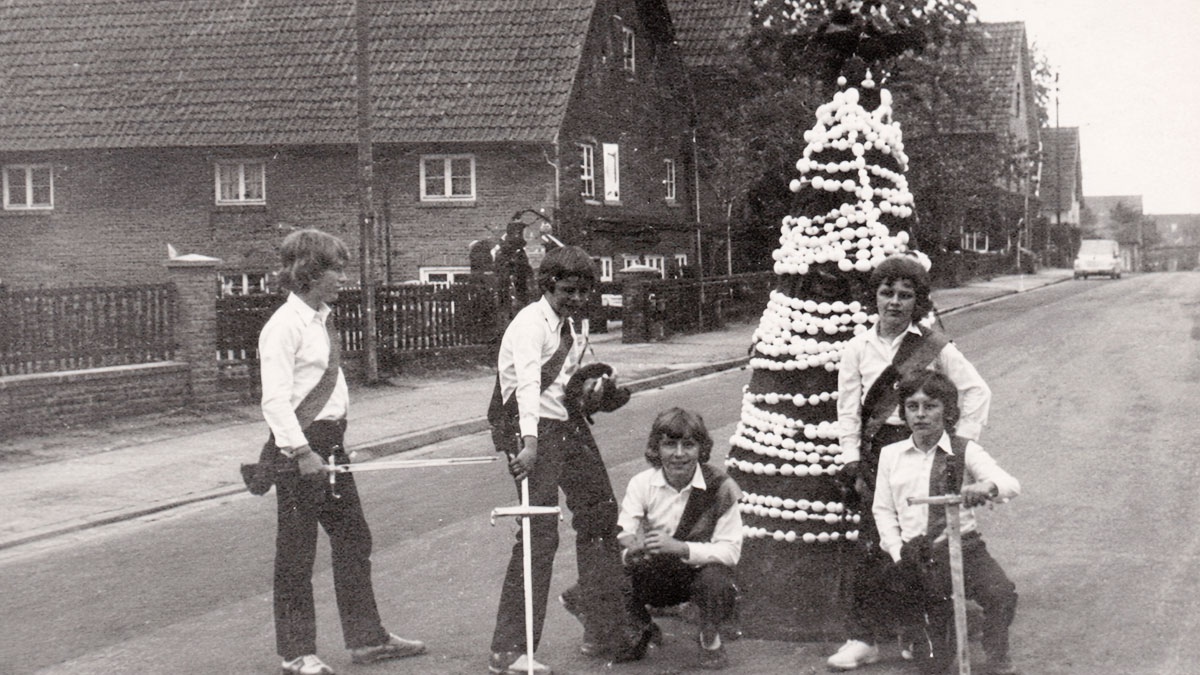 Historisches Bild zum Pfingstei-Brauch in Vechelde