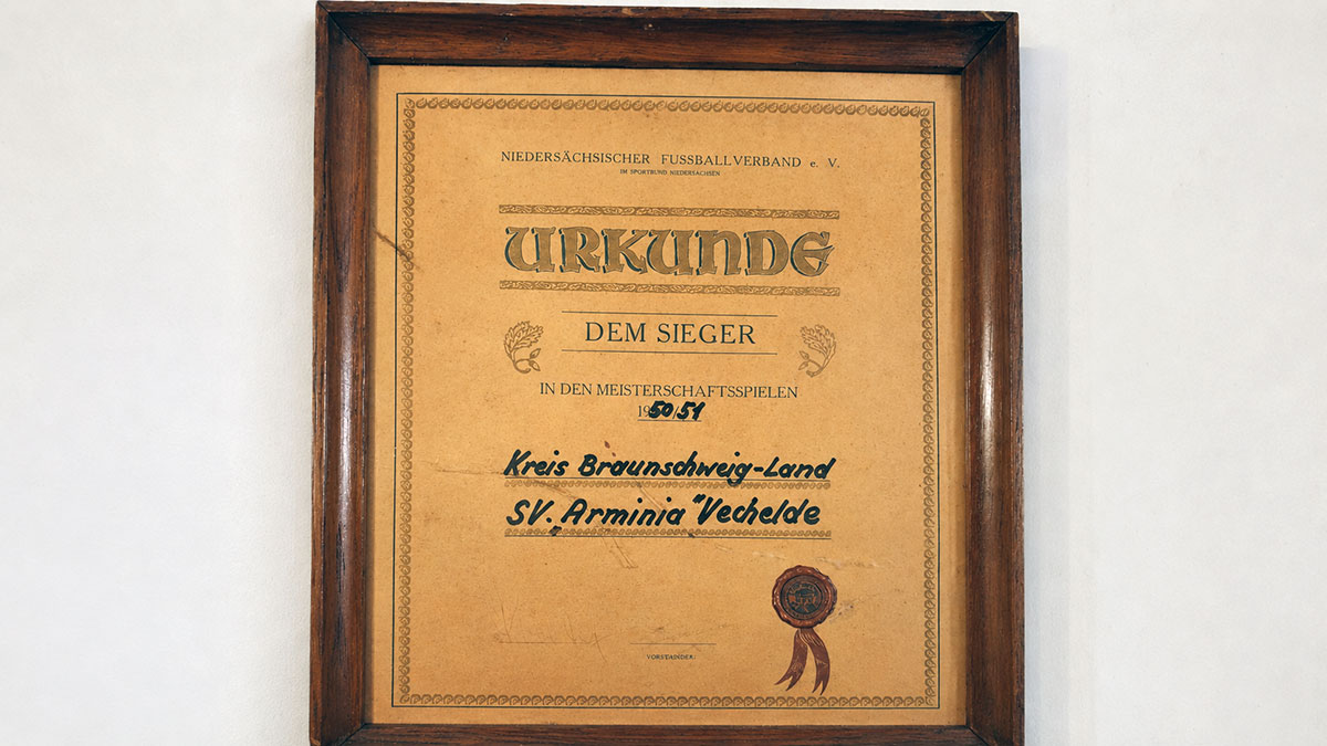 Siegerurkunde des SV Arminia Vechelde aus dem Jahr 1951